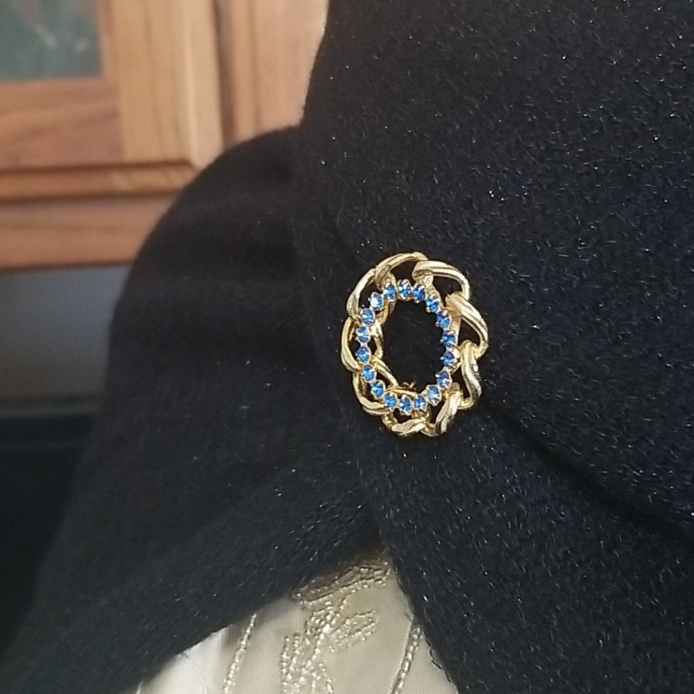 Women Gold Color Brooch/Pin With Blue Rhinestones